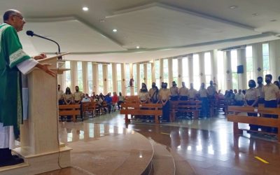 XI Promoción de UEC Mario Lezama Esquivel realiza misa de grado