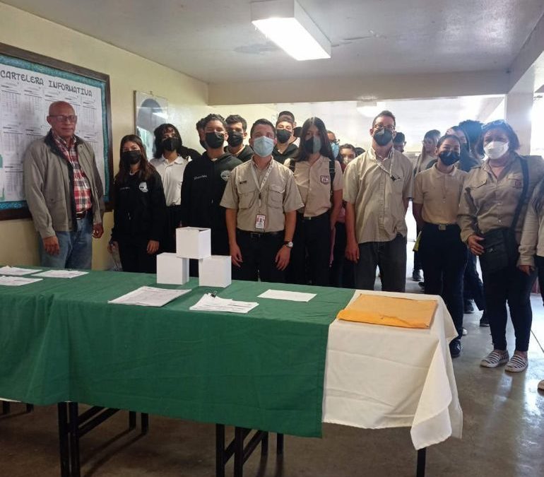 Alumnos ferromineros se certifican en «Lenguaje de Señas Venezolano»