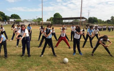 Alumnos ferromineros celebran el Día Mundial de la Actividad Física