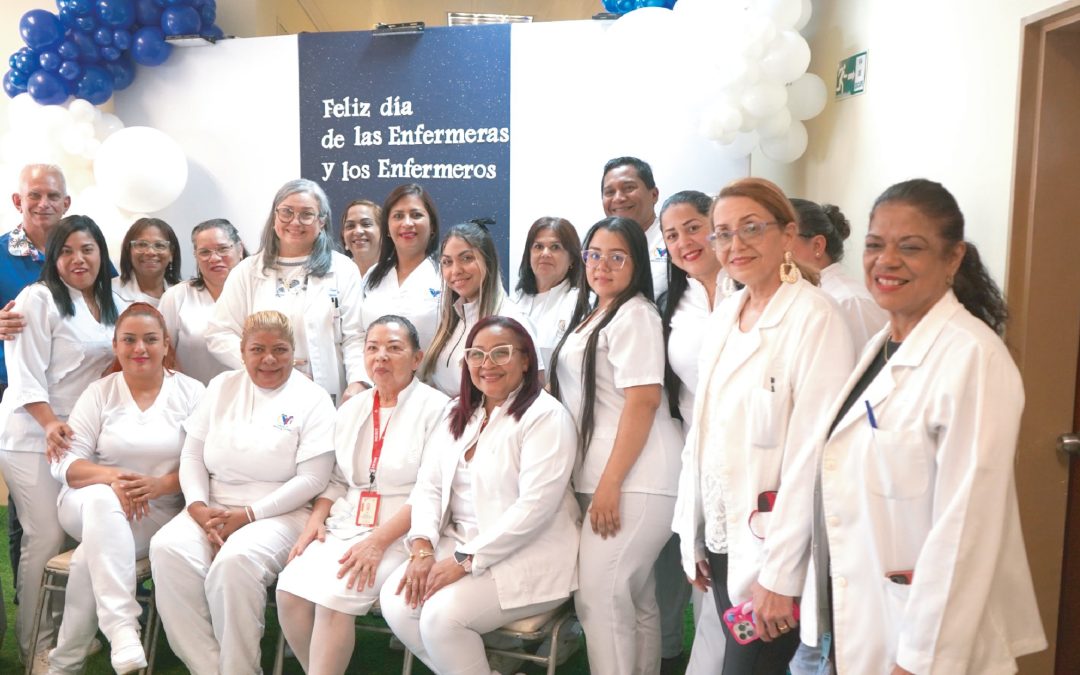 FERROMINERA CELEBRÓ AL PERSONAL DE ENFERMERÍA