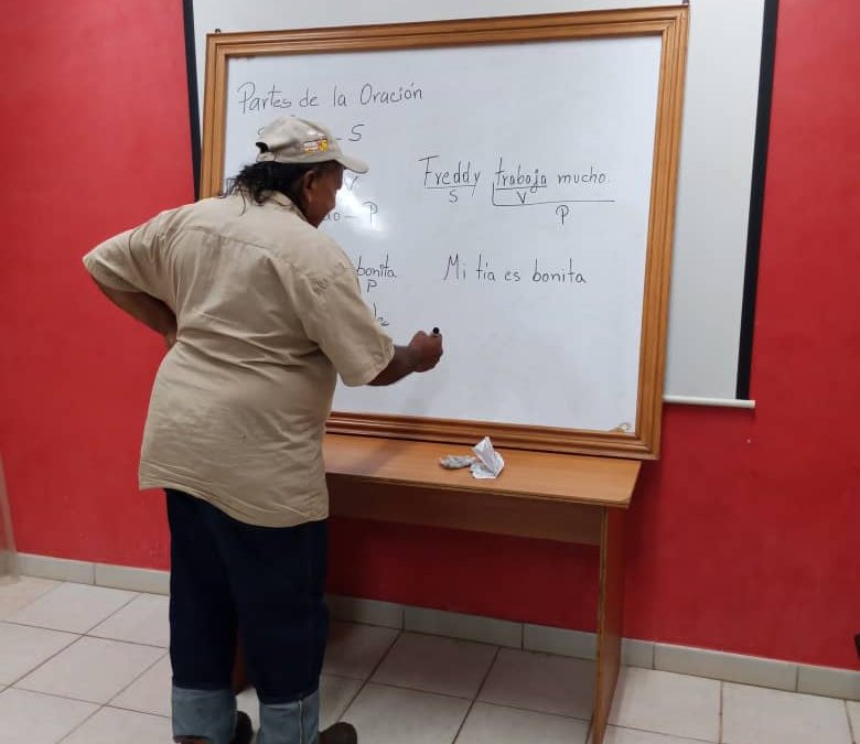 Ferromineros se forman con la Misión Robinson
