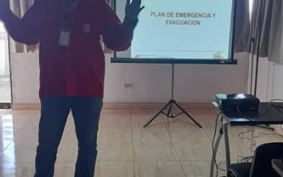 Ferrominera capacita a equipos de emergencias del Inea