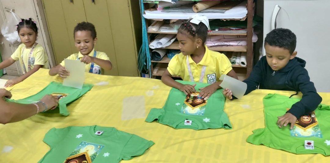 ESTUDIANTES DE LA UEC “DIEGO DE ORDAZ Nro. 1” PARTICIPAN EN PROYECTO “APRENDER HACIENDO”