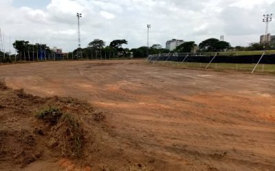 Inicia construcción de cancha de voleibol y fútbol de arena