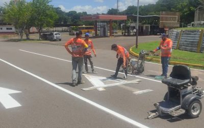 Ferrominera inició demarcación vial en el área industrial