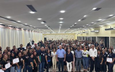 CVG Ferrominera homenajeó a los educadores del hierro