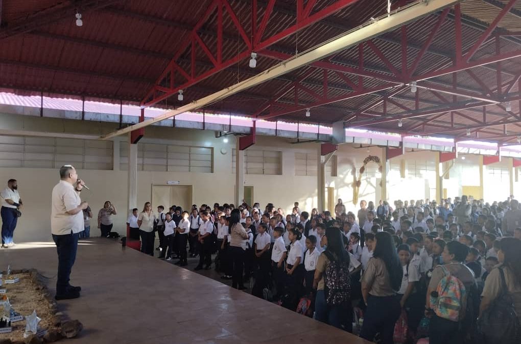 Colegios ferromineros inician segundo momento pedagógico