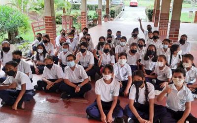 359 ferromineritos fueron formados en Lenguaje de Señas Venezolanas